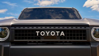 Toyota Merilis Land Cruiser dan RAV4 Versi Listrik