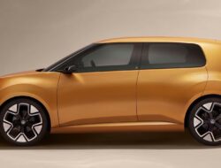 Kritik Bos Volkswagen terhadap Gagang Pintu Pop-Out